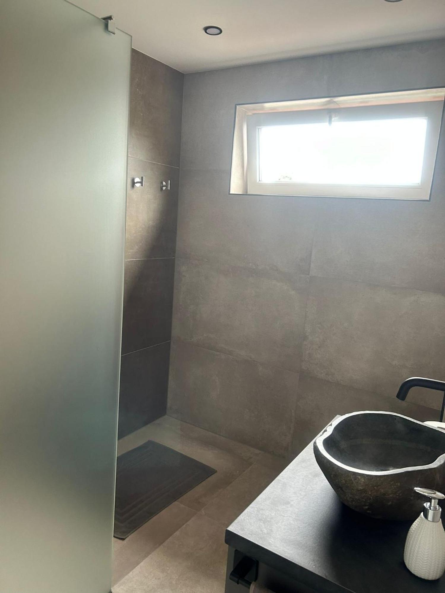 Schoenes Apartment Mit Dachterrasse โอลเดนบวร์ก ภายนอก รูปภาพ
